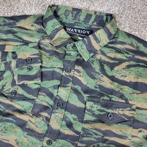 Warrior Mens XL Green Black Camo Button Down Long Sleeve Flannel